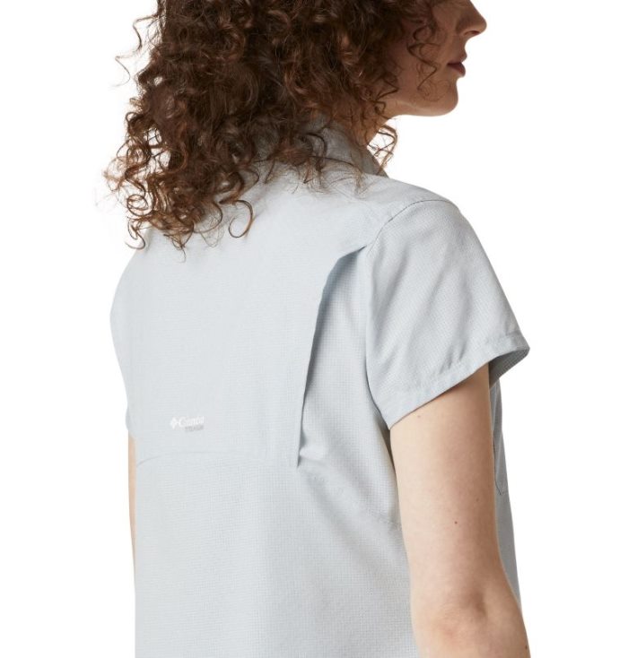 Camisas Columbia Irico™ Curta Sleeve Shirt Feminino Luz Cinzentas Portugal | 143677-3GTB